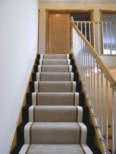 10 Carpet Stairs Design Ideas