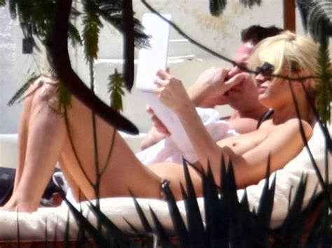 Paris Hilton Nude Pics And Famous Sex Tape Scandal Planet Free
