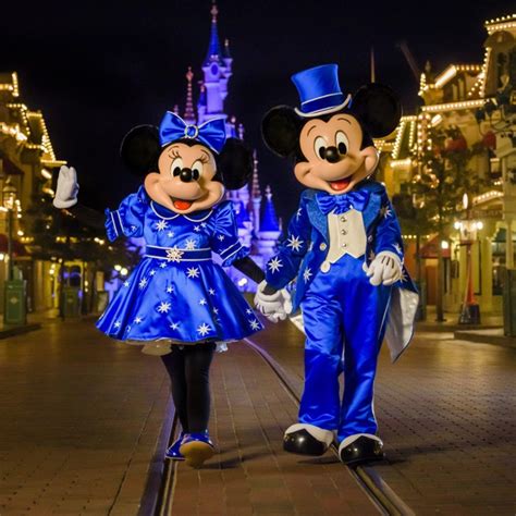 Mousesteps Disneyland Paris Reveals Mickey And Minnie Mouse Costumes