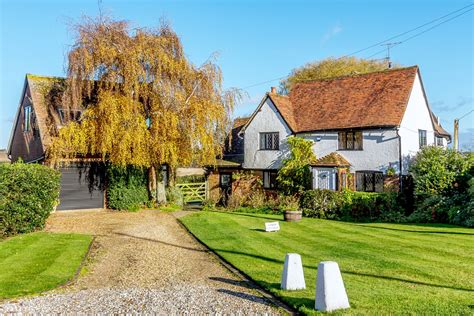 Top 10 Cosy Cottages For Sale Blog