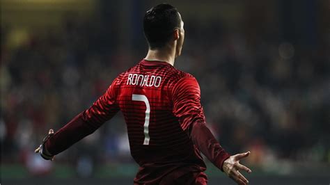 The great collection of cristiano ronaldo wallpaper portugal for desktop, laptop and mobiles. Cristiano Ronaldo Portugal 2014 Wallpapers - 1366x768 - 216485