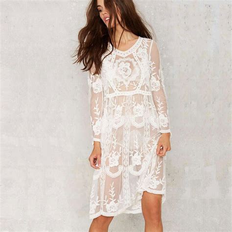Sexy 2018 Long Sleeve Cover Up Floral Embroidery Swimsuit Cover Ups Mesh Dress Women Lace Beach