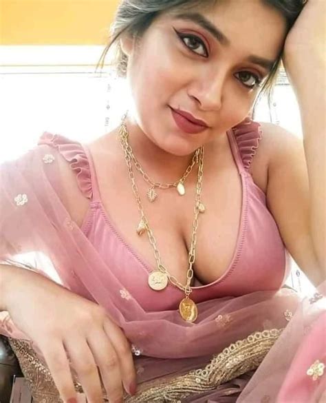 gorgeous sexy desi girl teasing and showing cleavage