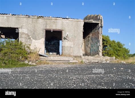 Derelict Old Concrete Building Uk Stock Photo Alamy