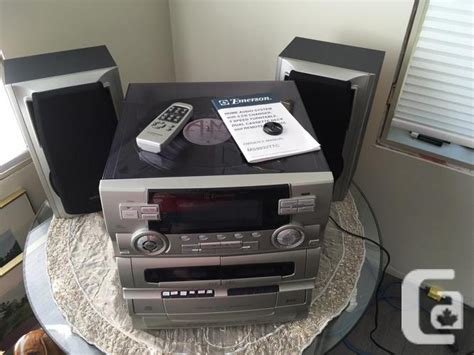 Emerson Home Stereo System Turntable 5 Cd 2 Cassette
