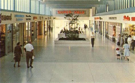 Malls Of America Vintage Photos Of Lost Shopping Malls Of The 50s