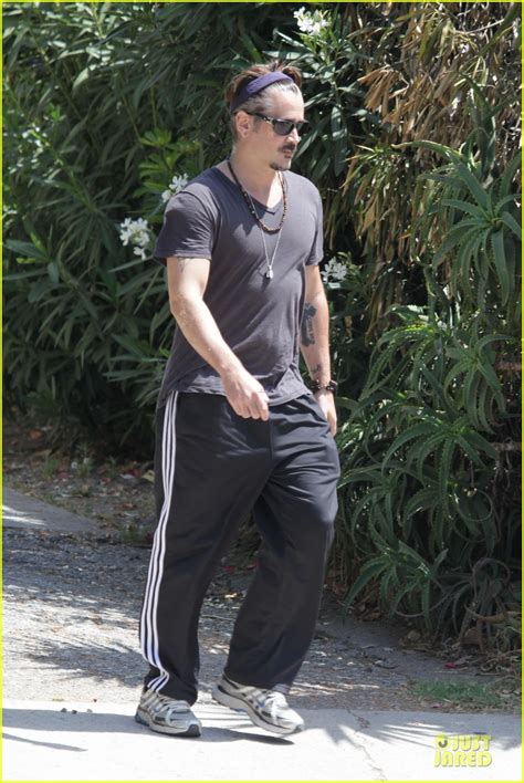 Colin farrell sports penguin look for the batman: Full Sized Photo of colin farrell sports gray hair in ...