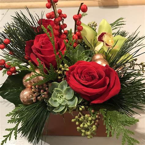 Christmas Flower Arrangements Near Me