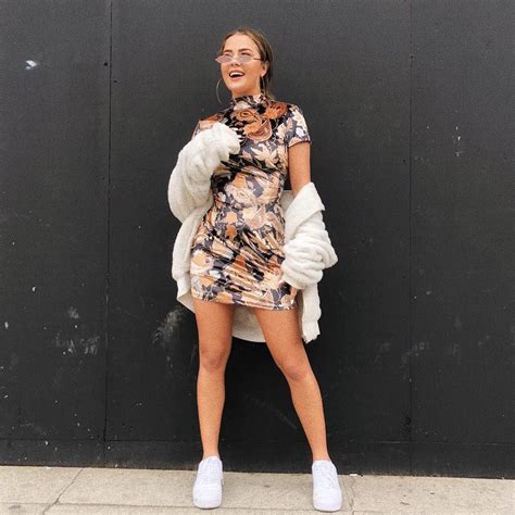Tessa Brooks En Instagram “⚡️” Tessa Brooks Fashion Fashion Outfits