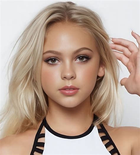 jordyn jones actress height weight wikipedia age biography videos and more school trang dai