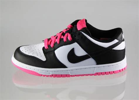 Nike Wmns Dunk Low Black White Pink