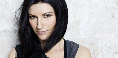 Le 28 Canzoni Più Belle Di Laura Pausini In Un Video Bigodino