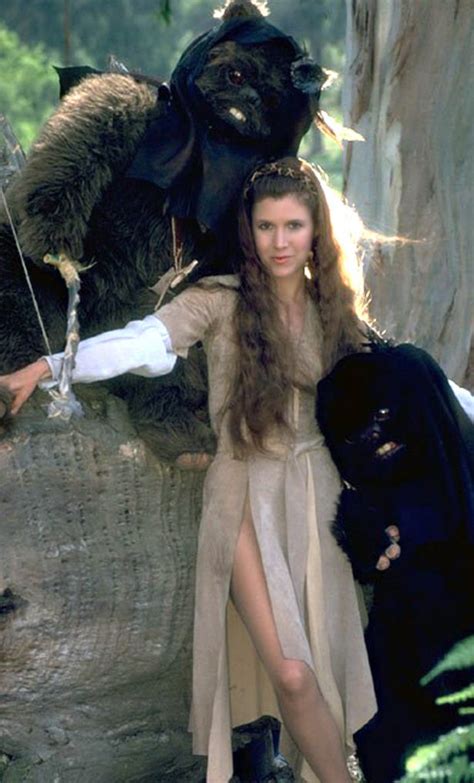 Princess Leias Best Star Wars Outfits From That Gold Bikini To Her New Attire As A General
