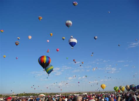 35 Beautiful Photos Of The Balloon Fiesta In Albuquerque