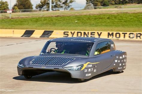 Солнечный автомобиль Sunswift 7 установил мировой рекорд проехав 1000