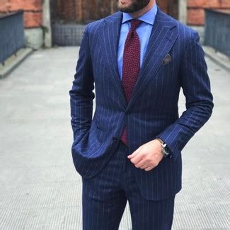 Seleziona la categoria in cui desideri effettuare la ricerca. Look alla moda per uomo: Abito a righe verticali blu scuro ...