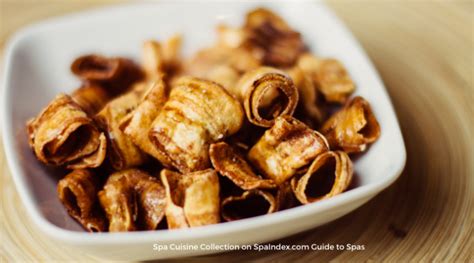 Cinnamon Banana Chips 3 Ingredient Recipe