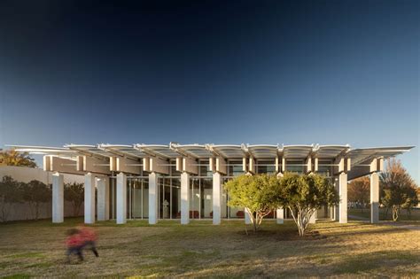 Galería De Pabellón Para El Museo De Arte Kimbell De Renzo Piano