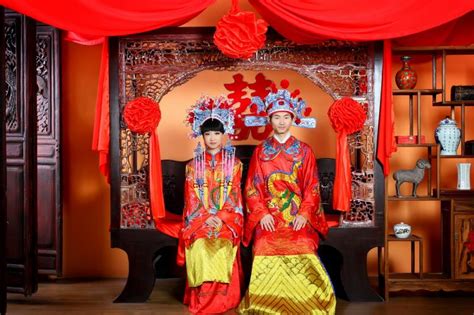 Chinese Traditional Wedding Must Haves For Bride And Groom Easy Tour