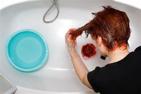 Getting Hair Dye Out Of A Bathtub