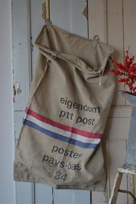 What's the normal pt and ptt levels? Oude PTT postzak No.34 - www.blossombrocante.nl