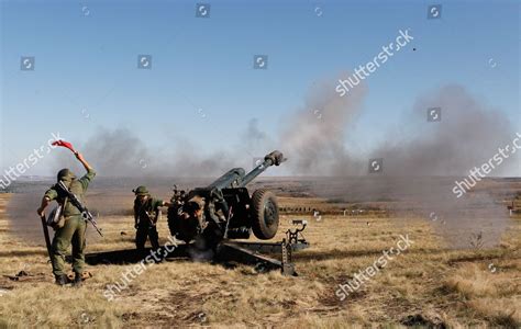 Mm Towed Howitzers D Fires During Editorial Stock Photo Stock