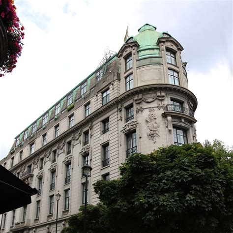 London Moments At One Aldwych And A Thousand Words