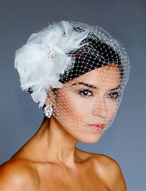 brooch feather fascinator and birdcage bridal veil 21 f71
