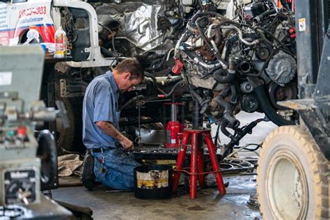 Kalpataru nagar, nashik opposite maruti wafers, near karma galaxy, tapovan, dwarka, kalpataru. Pin on Mobile Semi Truck Trailer Mechanic Near Me