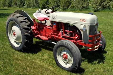 Vintage Tractor List Top 10 Oldest And Powerful Tractors In World