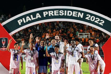 Presiden Arema Fc Ternyata Tak Istirahat Sepulang Haji Demi Dukung Singo Edan Juara Piala
