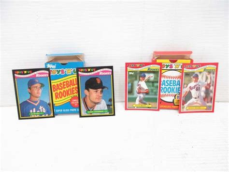 Box Topps Toys R Us Baseball Rookie Cards Includes Cards In Blue Box And Cards In