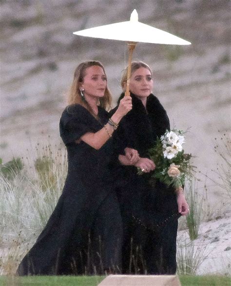 Mary Kate And Ashley Olsen Make A Chic Duo At New Zealand Wedding