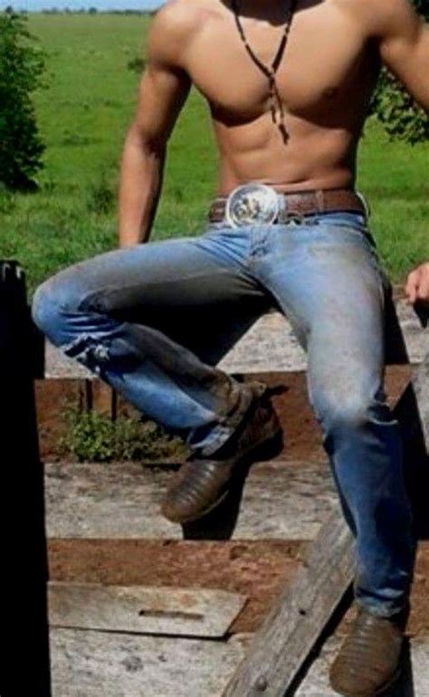 Shirtless Male Muscular Hunk Athletic Cowbabe Jeans Boots Beefcake PHOTO