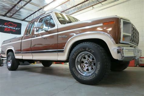 1981 Ford F 150 Ranger Lariat Rare Short Bed Super Cab Very Solid