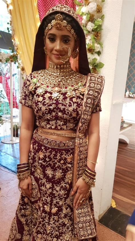 Traditional Naira Dresses In Yrkkh Yrkkh Fanpage Naira In Traditional