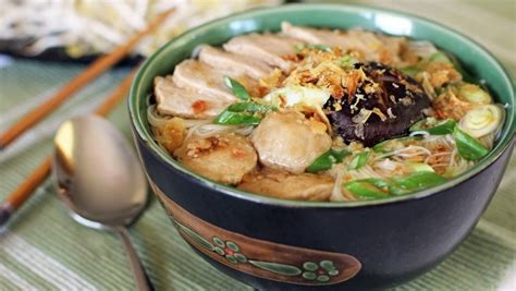 Recipe Bun Moc Pork And Mushroom Noodle