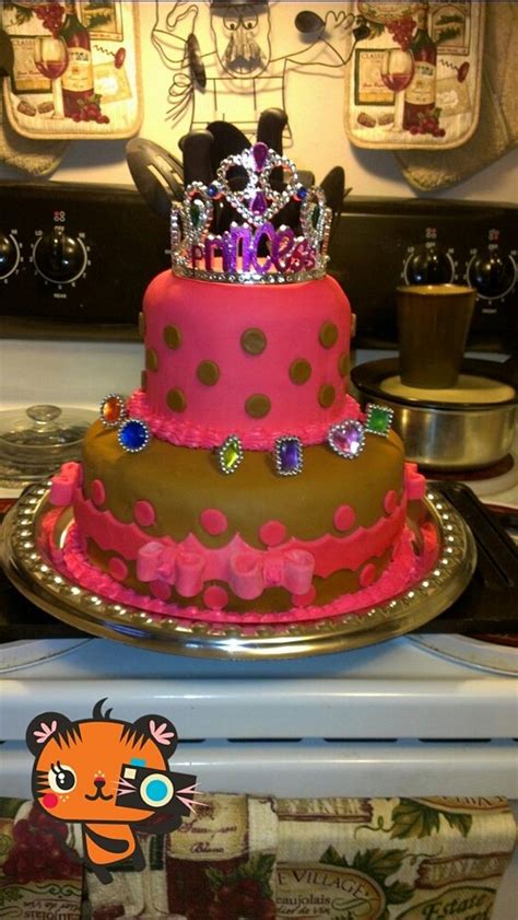 Princess Cake Decorated Cake By Bronecia Custom Cakes Cakesdecor