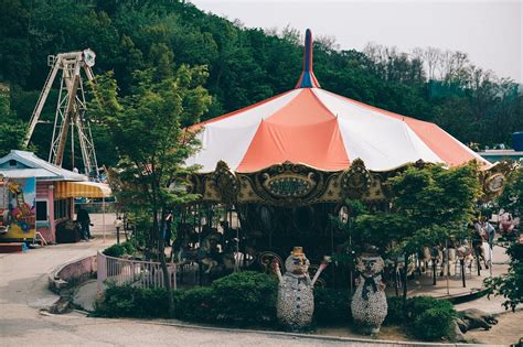 Yongma Land 용마랜드 Abandoned Amusement Park Foodandfeast