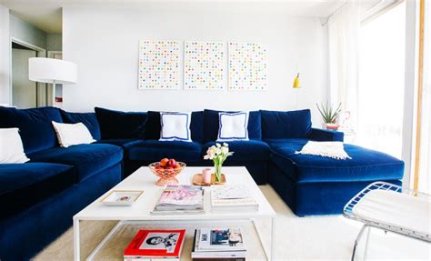Navy, indigo, teal and turquoise show no signs of taking a nosedive on the interiors radar. 21 Different Style To Decorate Home With Blue Velvet Sofa
