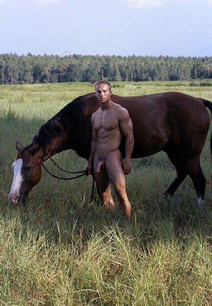 Derrick Davenport Naked Horse Phnix