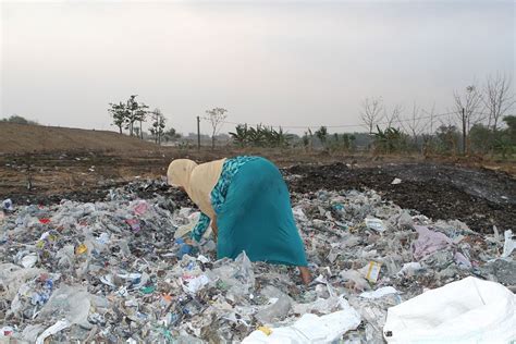 Asia Will No Longer Tolerate Being A Plastic Waste Dump The Diplomat