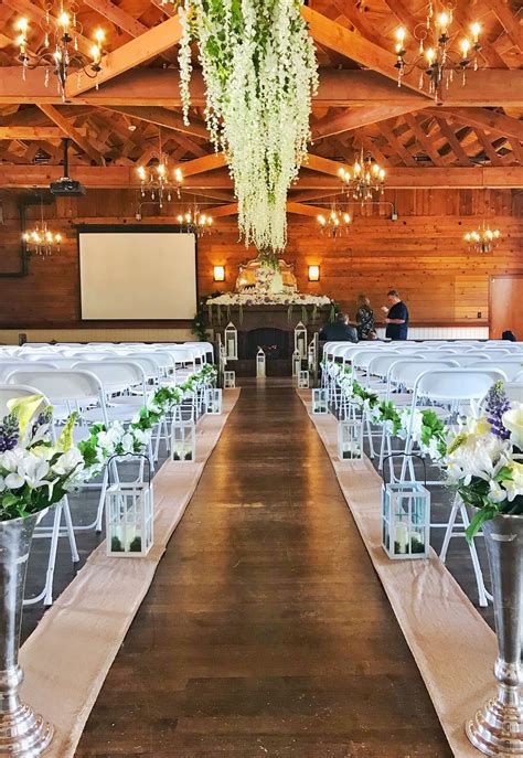 Cedar Lodge Of Maple Valley Wedding Venue Rustic Wedding Lavender