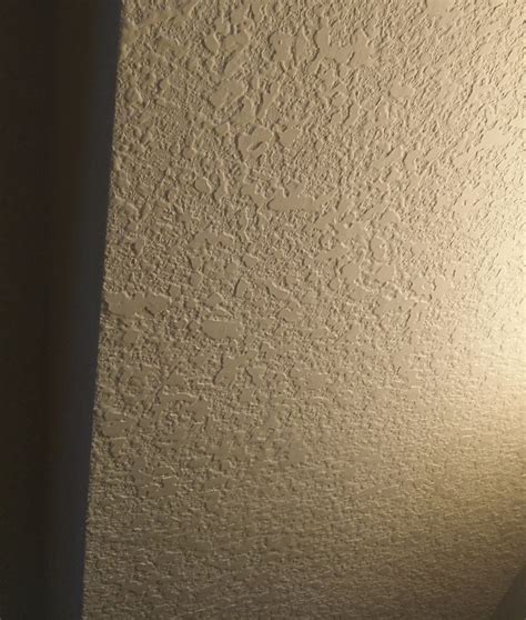 Feather out the new texture into the existing ceiling texture. knockdown ceiling texture - Texture King Calgary Alberta ...