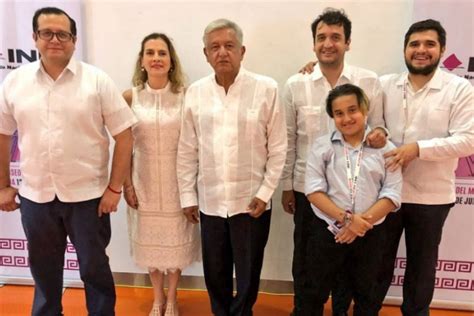 Conoce A Los Hijos De López Obrador 24 Horas