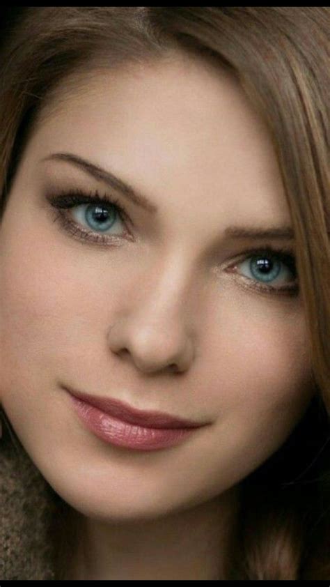 Pin By Amigaman67 On Stunning Faces Gorgeous Eyes Most Beautiful