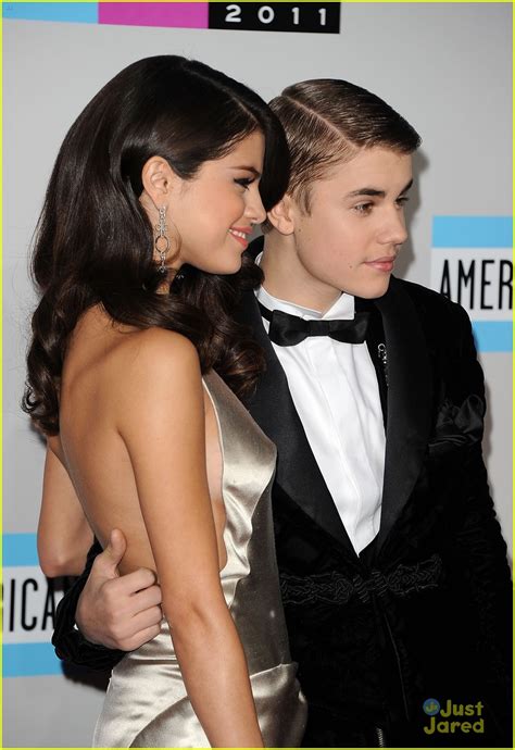 Selena Gomez And Justin Bieber American Music Awards 2011 Justin Bieber And Selena Gomez Photo