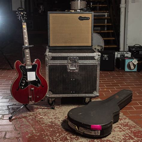 Many of his solos are melodic and always complement the song. Noel Gallagher Gear Collection coming to Reverb