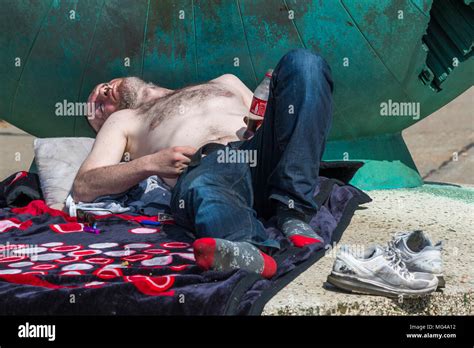 Homeless Man Sleeping Rough Hi Res Stock Photography And Images Alamy