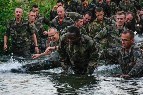 1er régiment d'infanterie  Sengager.fr